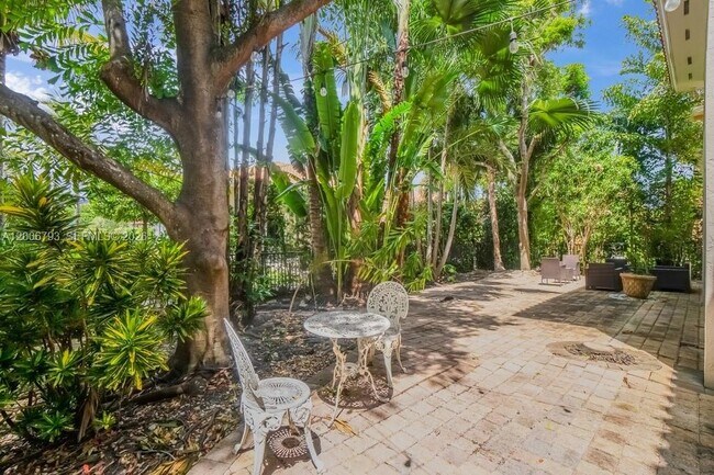 Building Photo - 7581 SW 191st St