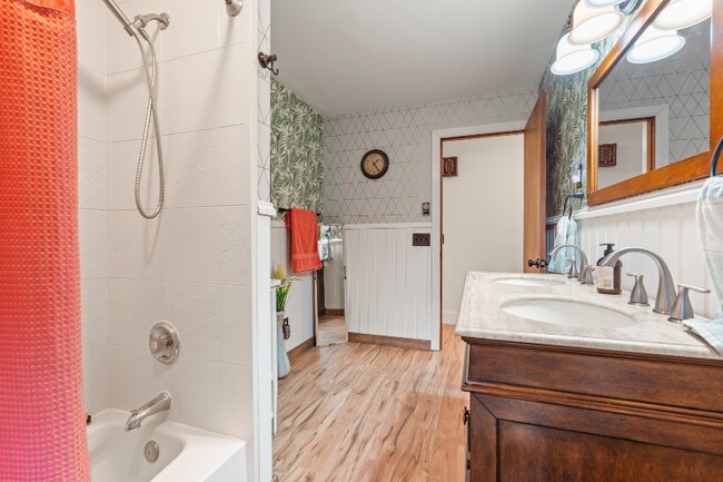 Building Photo - 4998 Rockefeller Rd