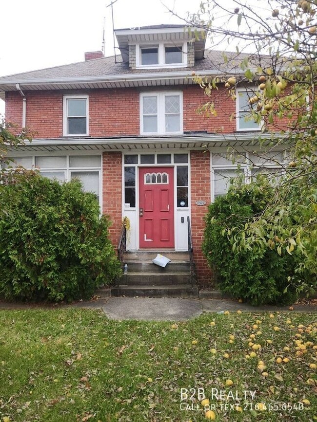 Primary Photo - 1571 Dille Rd