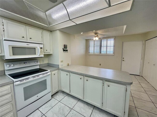 Building Photo - 18304 Gulf Blvd