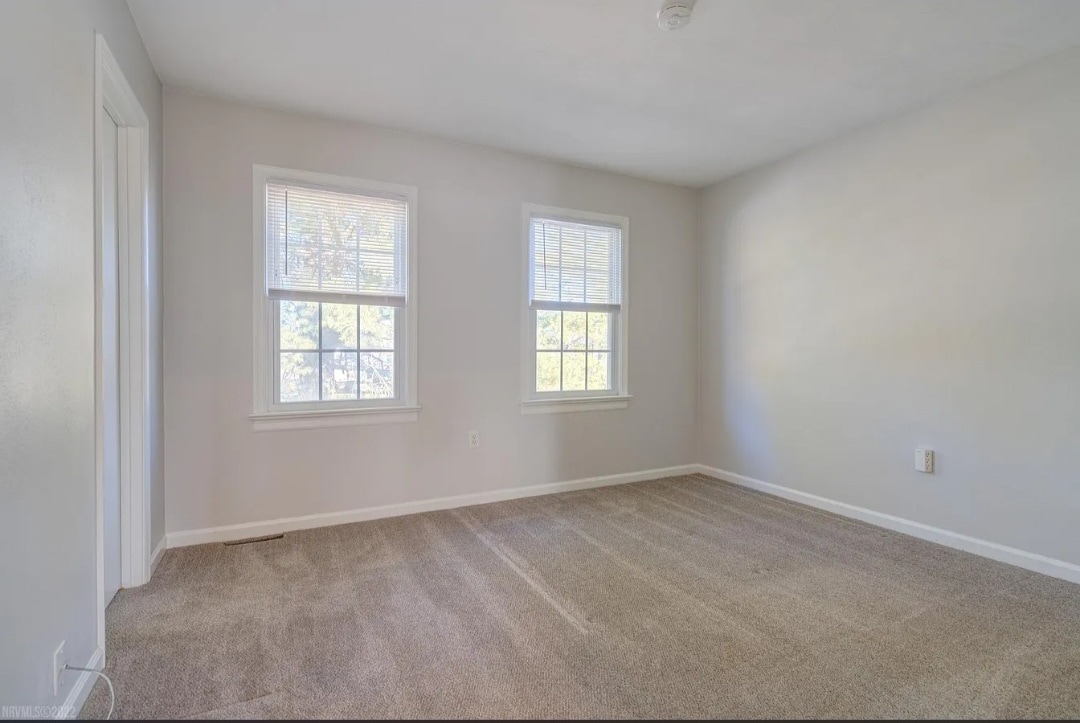Bedroom 1 - 812 Cambridge Rd