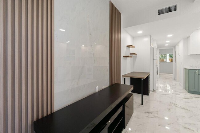 Building Photo - 3675 Gulf Blvd