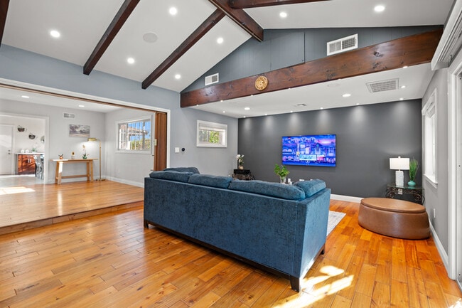 Building Photo - Luxury Estate with Sparkling Pool & Elegant Amenities