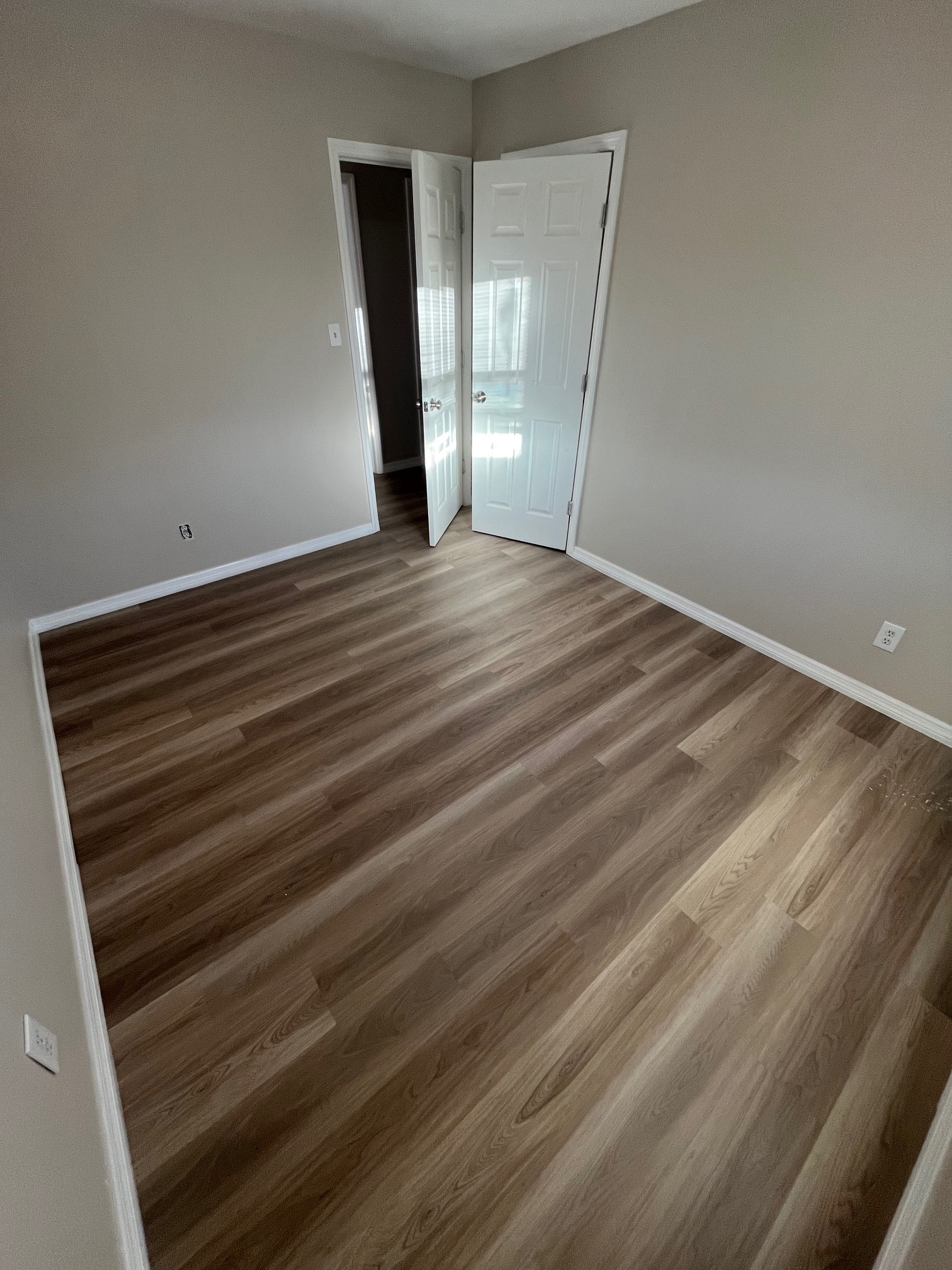 Building Photo - 4240 Commercial St