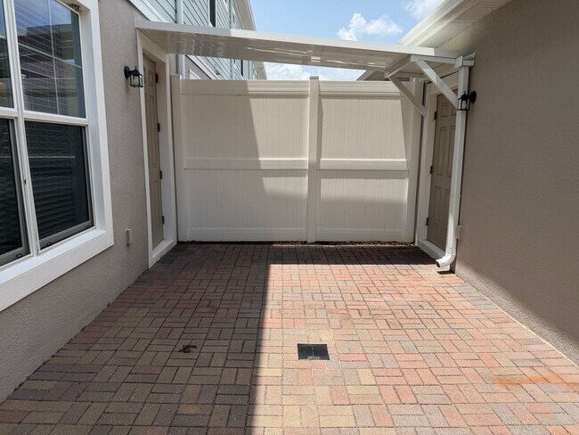 Building Photo - 8191 Mosaic Ln