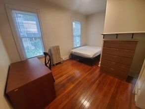 Building Photo - 105-107 N Quarry St