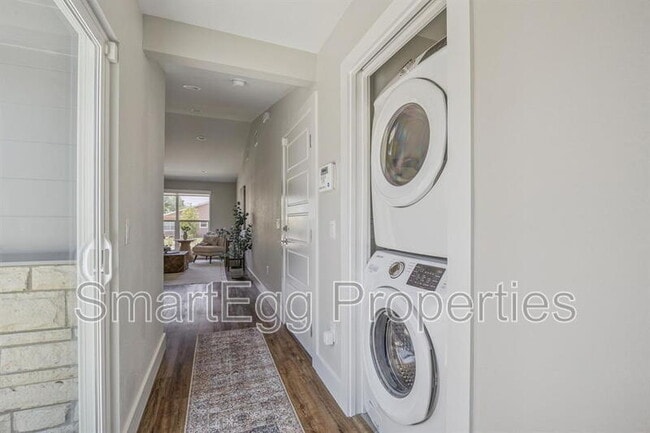 Building Photo - 3703 Tower View Ct