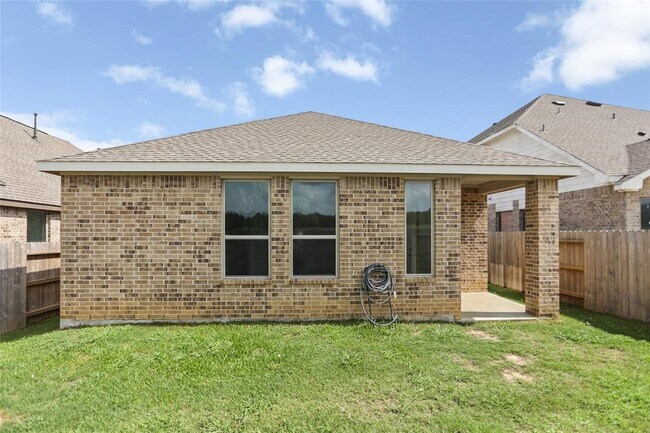 Building Photo - 28806 Bobcat Run Dr
