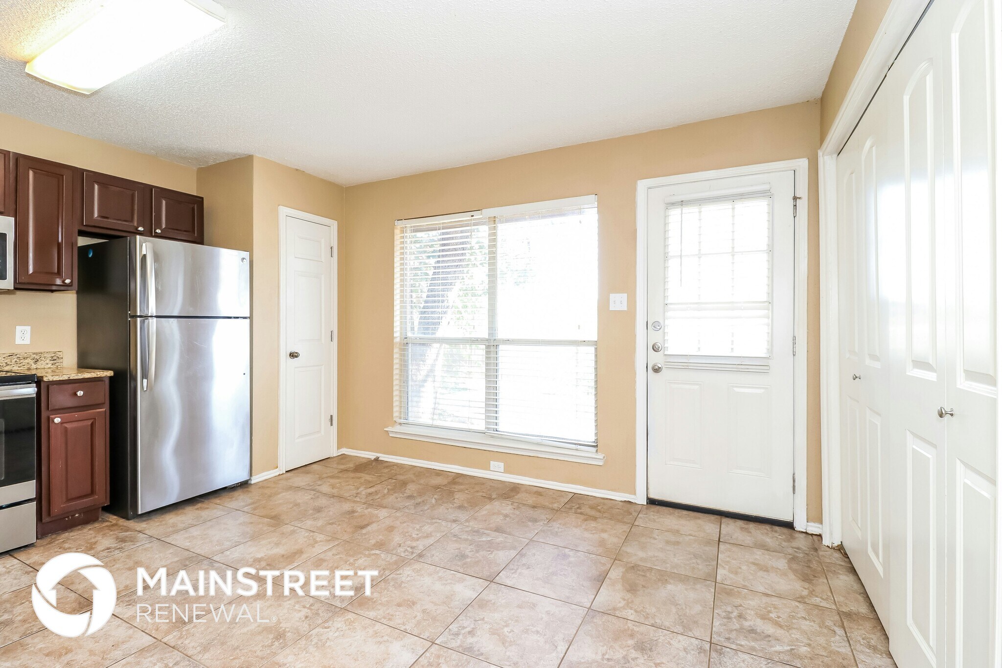 Building Photo - 628 Inwood Rd