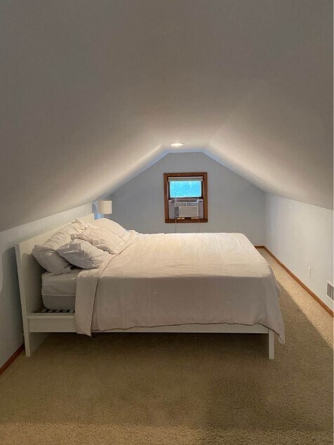 Building Photo - 1905 44th Ave NE