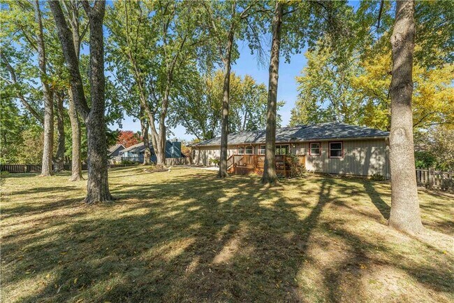 Building Photo - 7635 W 114th Ter