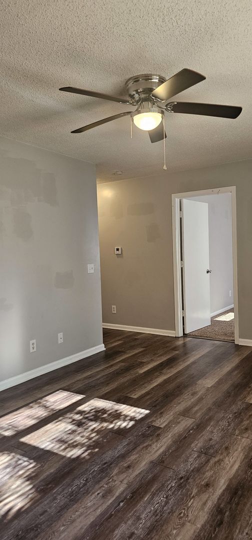 Building Photo - A - Ridgewood