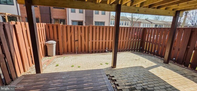 Building Photo - 5677 Phelps Luck Dr