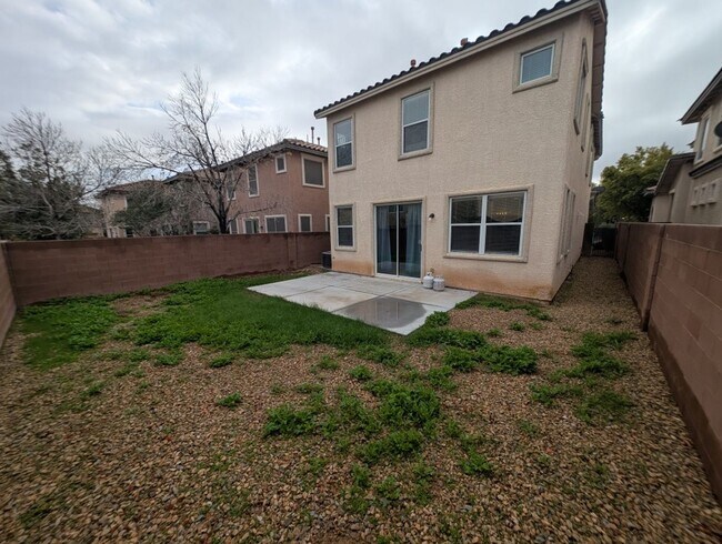 Building Photo - 7550 Morisset Ave