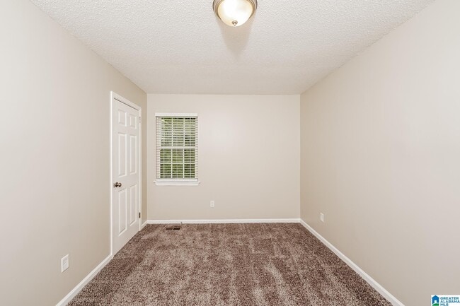 Building Photo - 5712 Desoto Dr