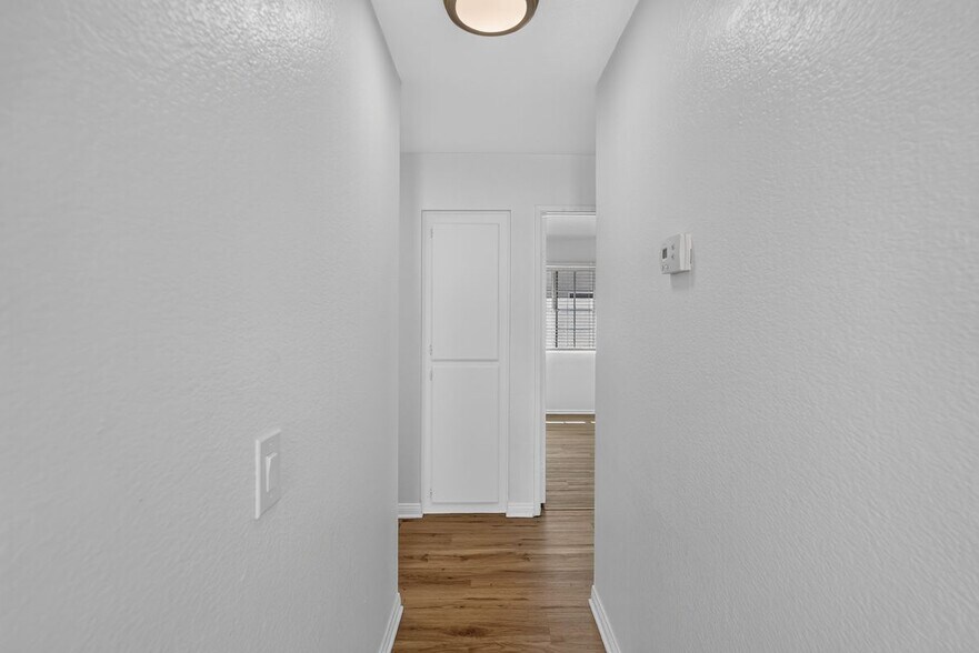 Building Photo - 23175 Canyon Pines Pl