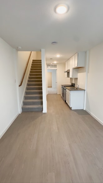 Building Photo - 5018 Primrose Rdg