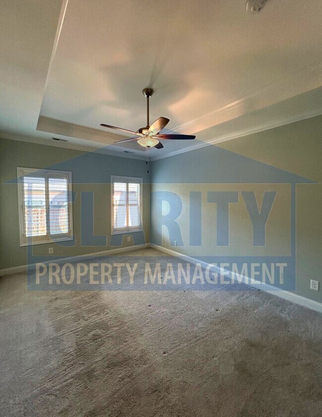 Building Photo - Single-level two bedroom townhome!
