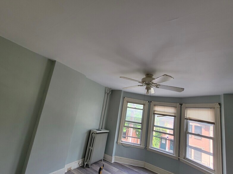 Building Photo - 928 Muhlenberg St