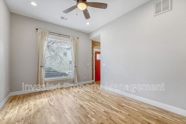 Building Photo - 1315 E 37th Ave