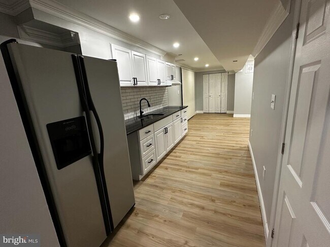 Building Photo - 8925 Alliston Hollow Way