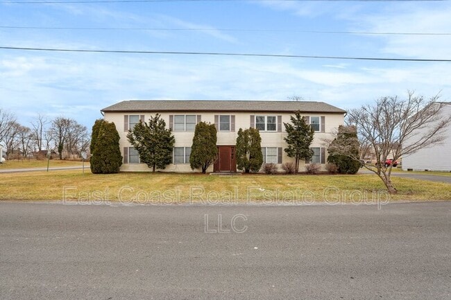 Building Photo - 429 N Western Ave