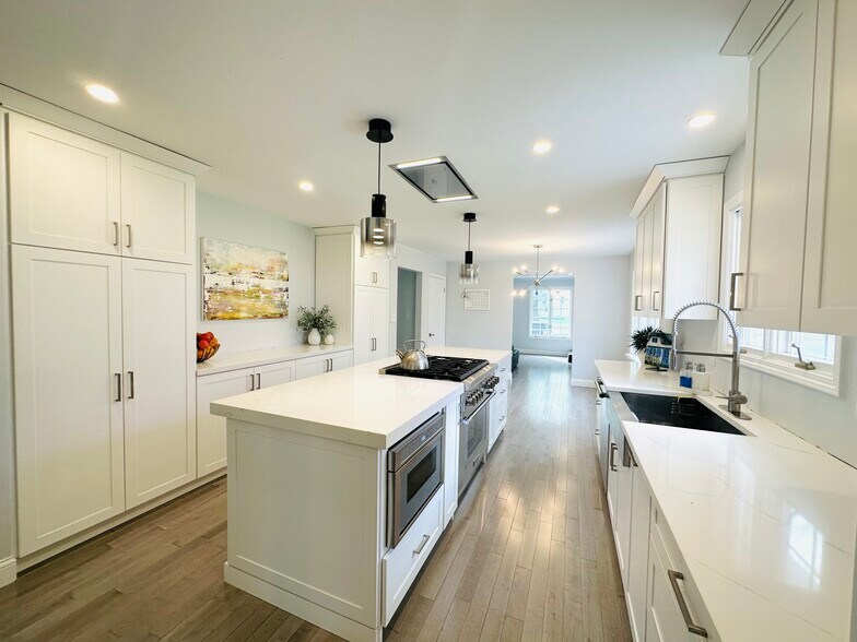 Building Photo - 123 W North St