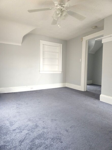 Building Photo - 56 4th Ave