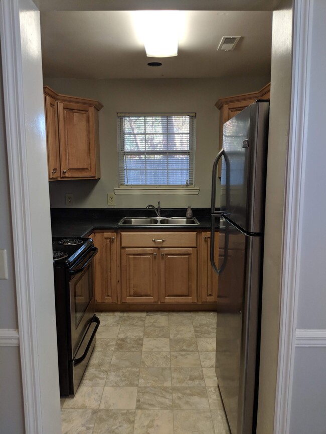 Kitchen with stainless appliances and 4 Lazy Susans - 3106 Anderson Pike