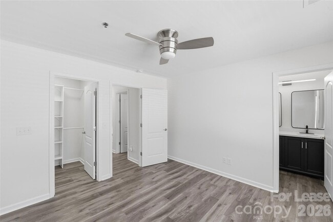 Building Photo - 6621 Tor Dr