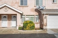 Building Photo - 1240 E Alexander Ave