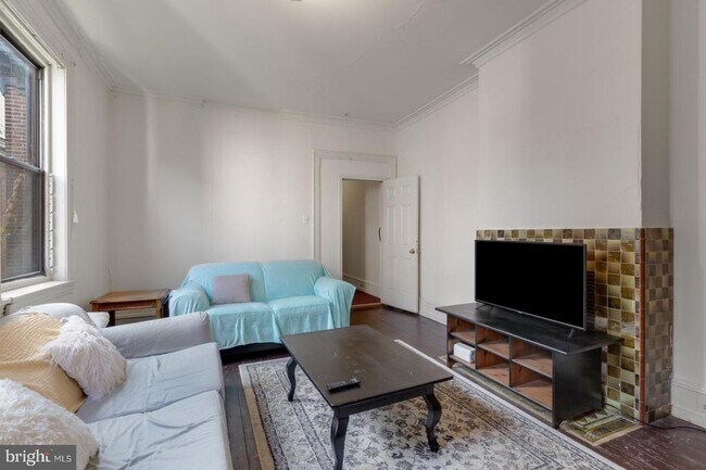 Building Photo - 3953 Baltimore Ave