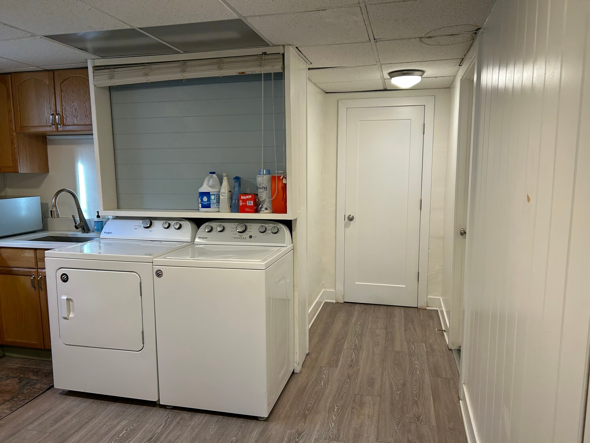 Kitchen/Laundry - 1130 E Garfield Ave