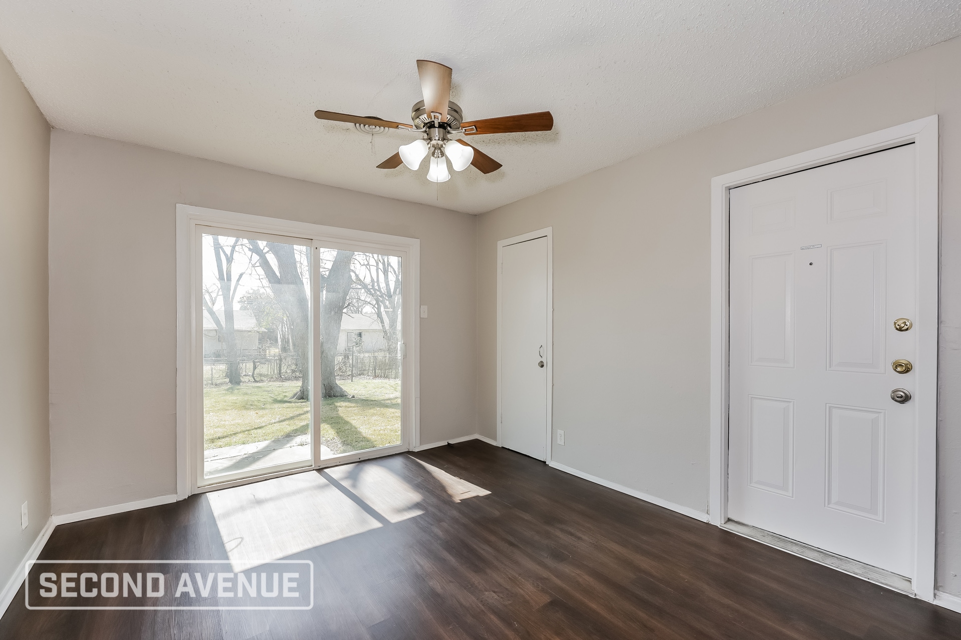 Building Photo - 3412 Beth Dr