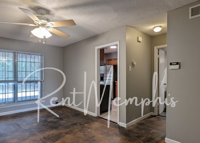 Building Photo - 5664 Hinton Pl