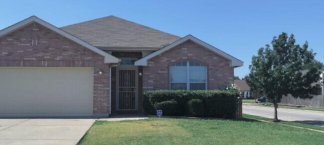 Building Photo - Close to Sundance Springs Park