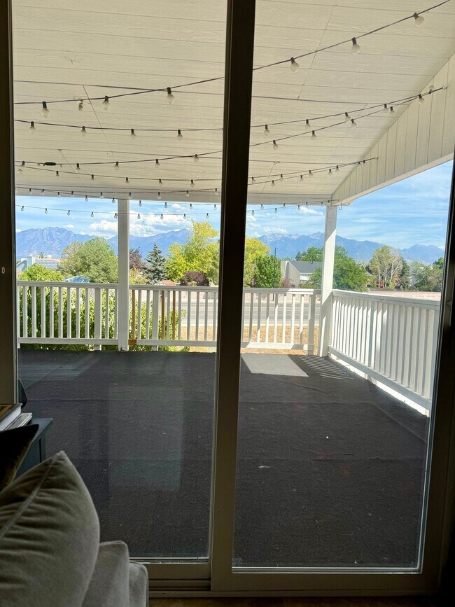 Building Photo - 6793 Mountain Aura Dr