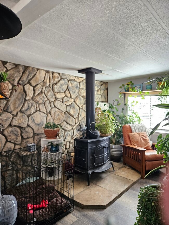 Building Photo - 4622 Grand Canyon Dr