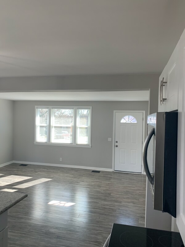 Building Photo - 317 Bonnaridge Dr