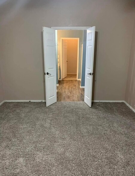 Building Photo - 6918 Heathers Way