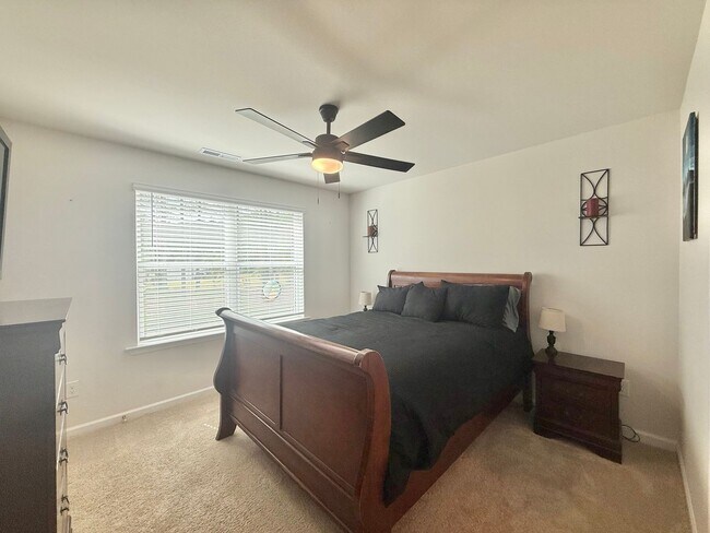 Building Photo - 8621 Brixton Shay Dr