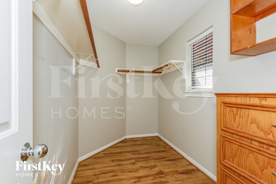 Building Photo - 28752 Aloha Ln