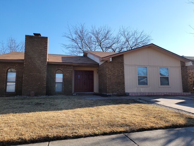Building Photo - 4324 Buckeye St