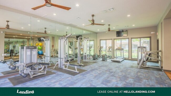 Building Photo - 8100 Cypresswood Dr