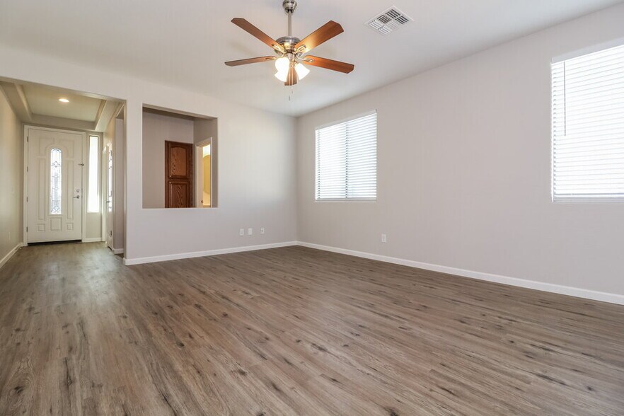 Building Photo - 22401 N 102nd Ln