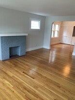 Building Photo - 3204 French St