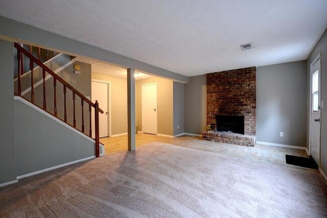 Building Photo - 2887 Royal Path Ct