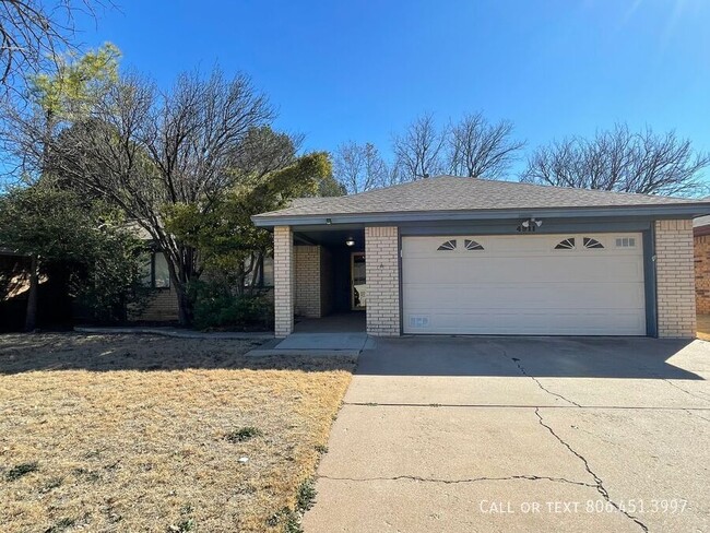 Primary Photo - Charming 3 bed, 2 bath close to S Loop and...