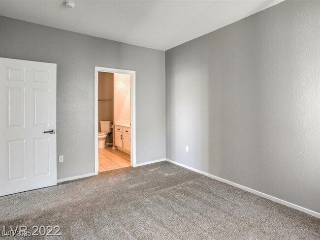 Building Photo - 7119 S Durango Dr