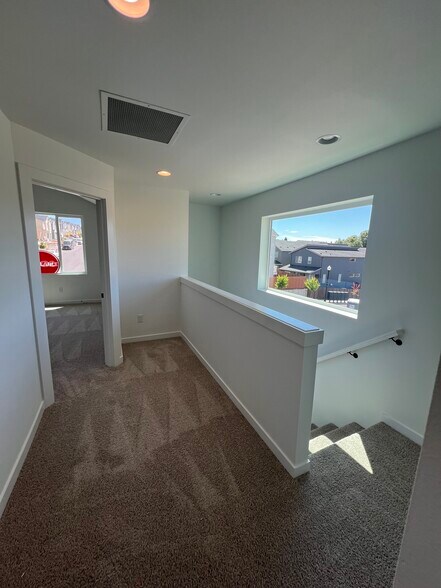 Building Photo - 17828 NW 10th Pl